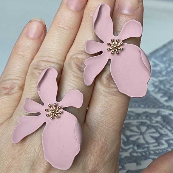 Elegant Earrings flowers - Picture 4 of 6